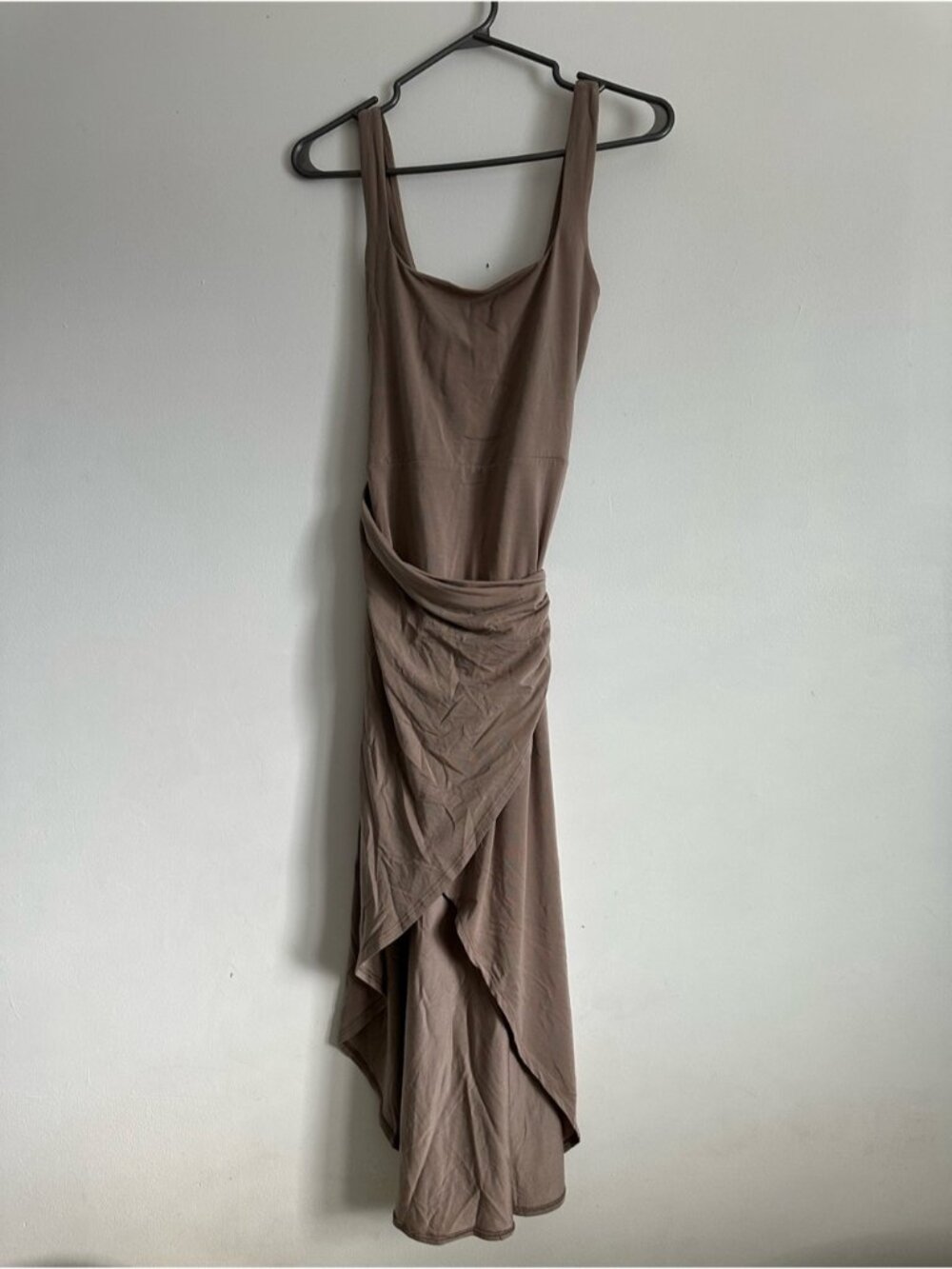 Aritzia Wilfred Saturn Midi Dress